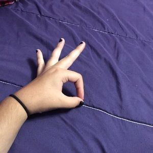 Meet your Posher, Elissa